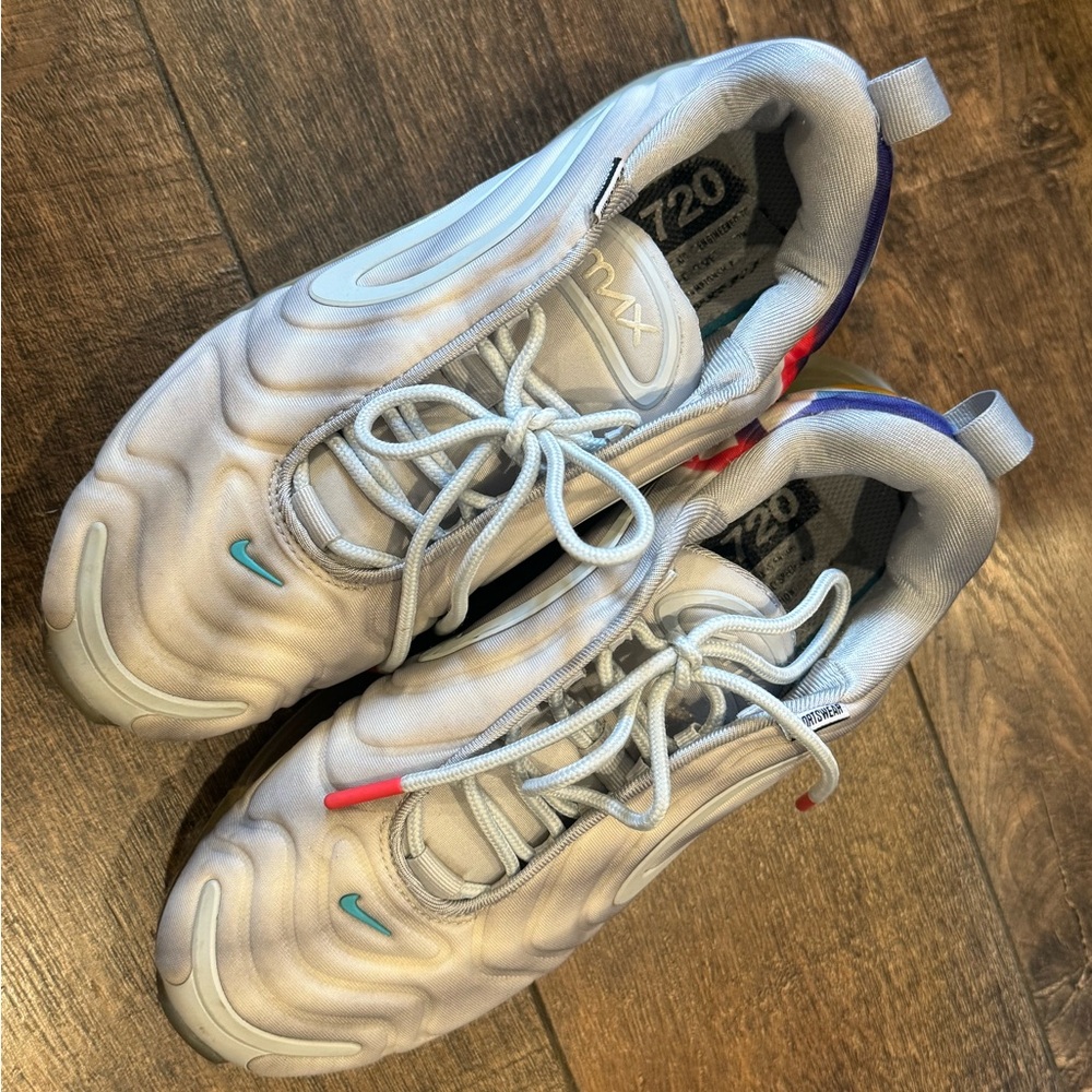 NIKE W AIR MAX 720